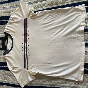 White Tommy Hilfiger bar t shirt